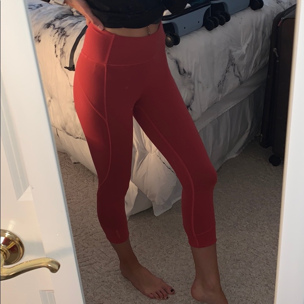 Lululemon crop leggings